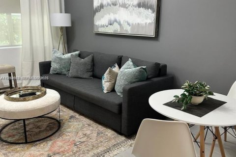 Снять в аренду кондоминиум в Майами-Бич, Флорида 1 спальня, 39.86м2, № 1990582 - фото 5