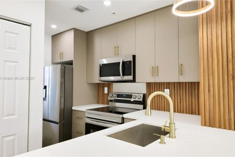 Copropriété à vendre à Miami, Floride: 2 chambres, 87.33 m2 № 1945155 - photo 3