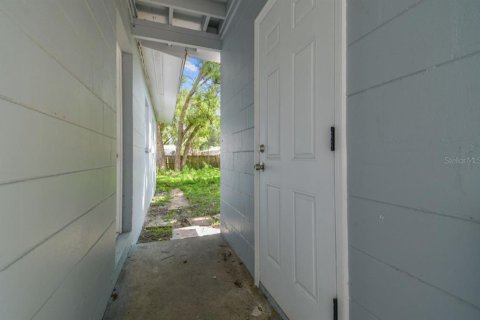 Villa ou maison à louer à Tampa, Floride: 3 chambres, 107.02 m2 № 2387504 - photo 26