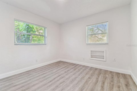 Villa ou maison à louer à Tampa, Floride: 3 chambres, 107.02 m2 № 2387504 - photo 15