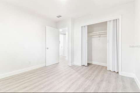 Villa ou maison à louer à Tampa, Floride: 3 chambres, 107.02 m2 № 2387504 - photo 17
