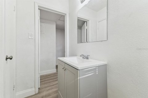 Villa ou maison à louer à Tampa, Floride: 3 chambres, 107.02 m2 № 2387504 - photo 23