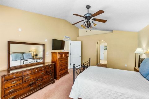 House in Winter Garden, Florida 4 bedrooms, 209.49 sq.m. № 2430560 - photo 16
