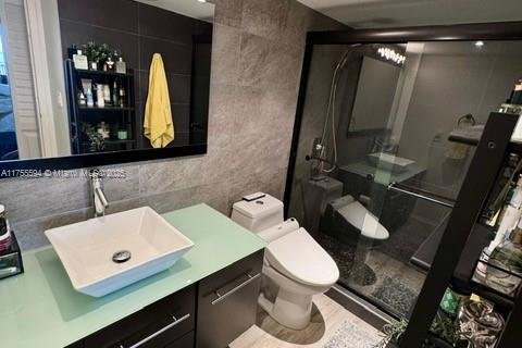 Condominio en venta en Miami, Florida, 1 dormitorio, 78.04 m2 № 1874332 - foto 11