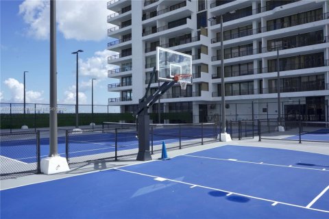 Condominio en venta en Miami, Florida, 1 dormitorio, 78.04 m2 № 1874332 - foto 20