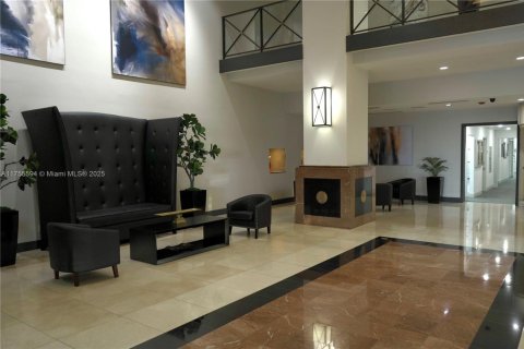 Condominio en venta en Miami, Florida, 1 dormitorio, 78.04 m2 № 1874332 - foto 26