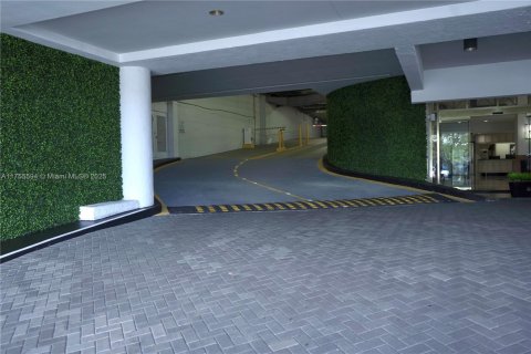 Condominio en venta en Miami, Florida, 1 dormitorio, 78.04 m2 № 1874332 - foto 24