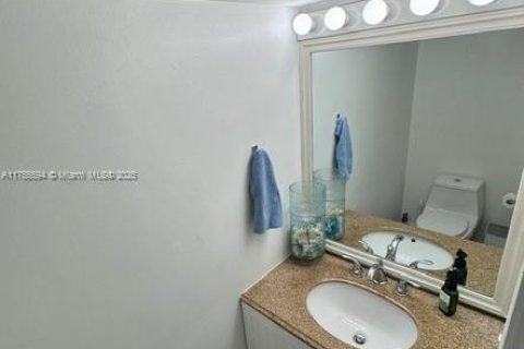 Condominio en venta en Miami, Florida, 1 dormitorio, 78.04 m2 № 1874332 - foto 14