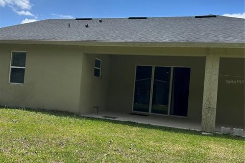 House in Kissimmee, Florida 3 bedrooms, 207.64 sq.m. № 2211928 - photo 4