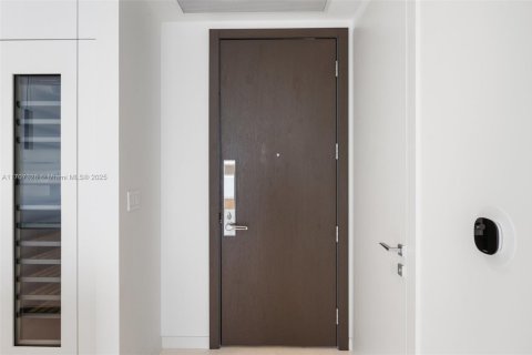 Condominio en venta en Miami, Florida, 2 dormitorios, 122.35 m2 № 1460257 - foto 8