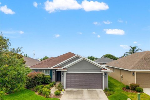 House in Wimauma, Florida 3 bedrooms, 181.9 sq.m. № 1801619 - photo 1