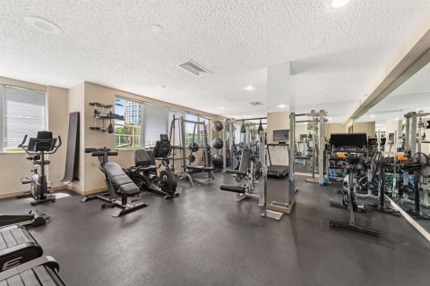Condo in Fort Lauderdale, Florida, 2 bedrooms  № 2185998 - photo 18