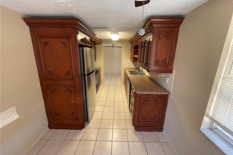 House in Holiday, Florida 3 bedrooms, 110.09 sq.m. № 1771698 - photo 25