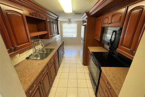 House in Holiday, Florida 3 bedrooms, 110.09 sq.m. № 1771698 - photo 23
