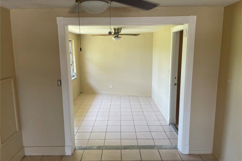 House in Holiday, Florida 3 bedrooms, 110.09 sq.m. № 1771698 - photo 18