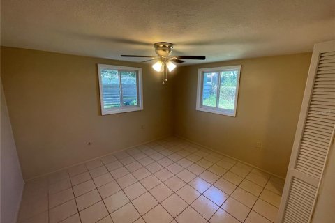 House in Holiday, Florida 3 bedrooms, 110.09 sq.m. № 1771698 - photo 14