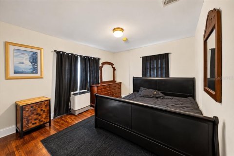 Immobilier commercial à vendre à Daytona Beach, Floride: 12 chambres, 200.11 m2 № 2403557 - photo 18