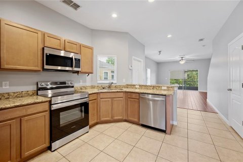 Townhouse in Lakeland, Florida 4 bedrooms, 137.4 sq.m. № 1808008 - photo 6