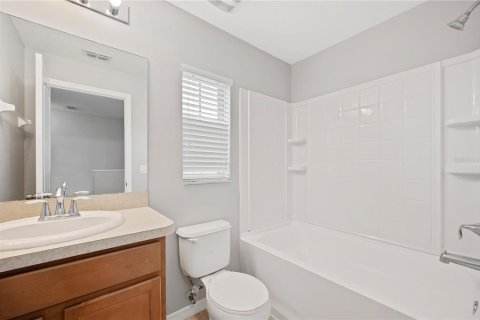 Townhouse in Lakeland, Florida 4 bedrooms, 137.4 sq.m. № 1808008 - photo 22