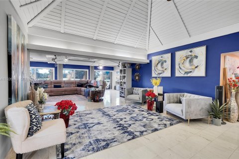 Casa en venta en Tamarac, Florida, 3 dormitorios, 309.55 m2 № 2053467 - foto 7