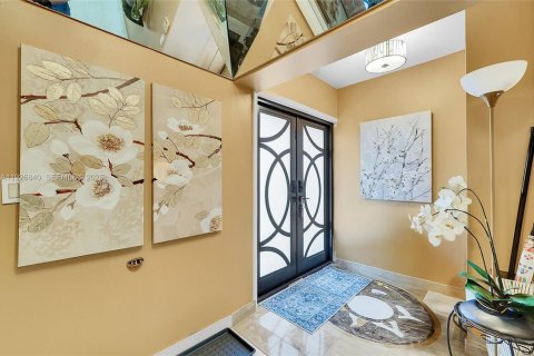 Casa en venta en Tamarac, Florida, 3 dormitorios, 309.55 m2 № 2053467 - foto 3