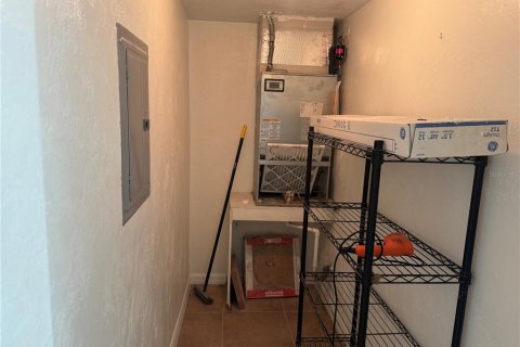 Condo in Ormond Beach, Florida, 2 bedrooms  № 1851732 - photo 13