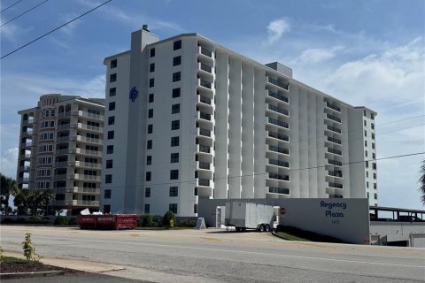 Condo in Ormond Beach, Florida, 2 bedrooms  № 1851732 - photo 1