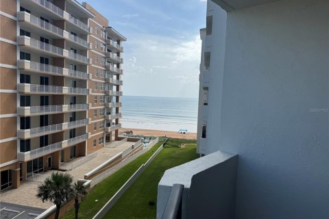 Condo in Ormond Beach, Florida, 2 bedrooms  № 1851732 - photo 2