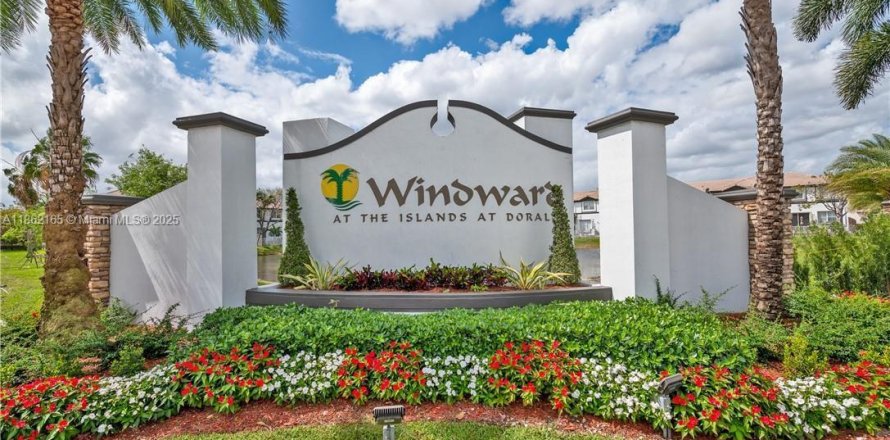 Touwnhouse à Doral, Floride 3 chambres, 141.21 m2 № 1890798