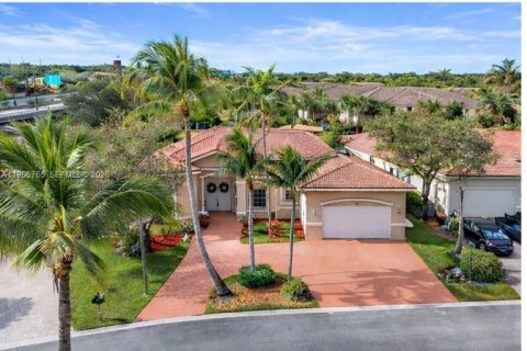 Casa en alquiler en Plantation, Florida, 5 dormitorios, 265.51 m2 № 2010686 - foto 3