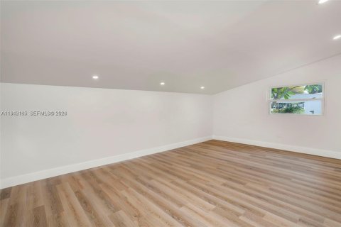 House in Fort Lauderdale, Florida 4 bedrooms, 164.81 sq.m. № 1999768 - photo 21