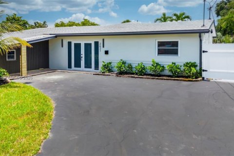 House in Fort Lauderdale, Florida 4 bedrooms, 164.81 sq.m. № 1999768 - photo 23