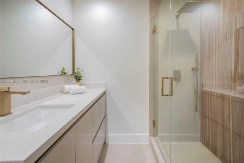 House in Fort Lauderdale, Florida 4 bedrooms, 164.81 sq.m. № 1999768 - photo 18