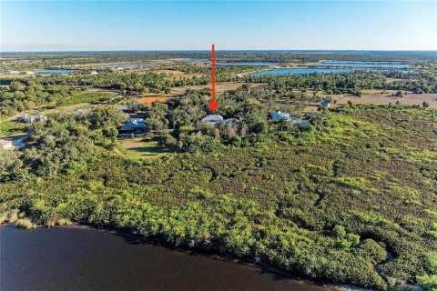 House in Punta Gorda, Florida 5 bedrooms, 507.53 sq.m. № 2166192 - photo 7