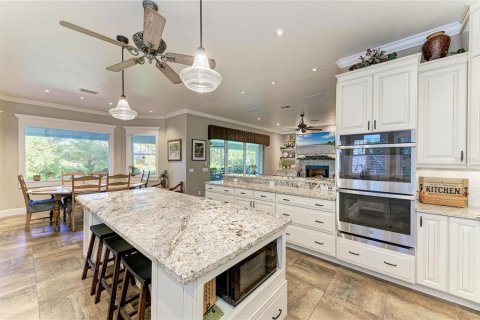 House in Punta Gorda, Florida 5 bedrooms, 507.53 sq.m. № 2166192 - photo 22
