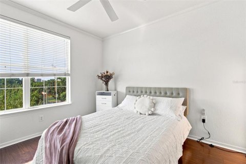 Condo in Tampa, Florida, 2 bedrooms № 2324523 - photo 22