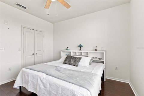 Condo in Tampa, Florida, 2 bedrooms № 2324523 - photo 30