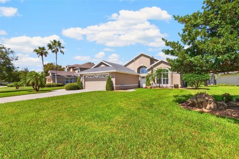 House in Ormond Beach, Florida 3 bedrooms, 204.57 sq.m. № 2394326 - photo 25