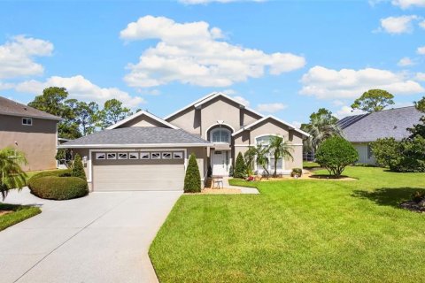 House in Ormond Beach, Florida 3 bedrooms, 204.57 sq.m. № 2394326 - photo 2