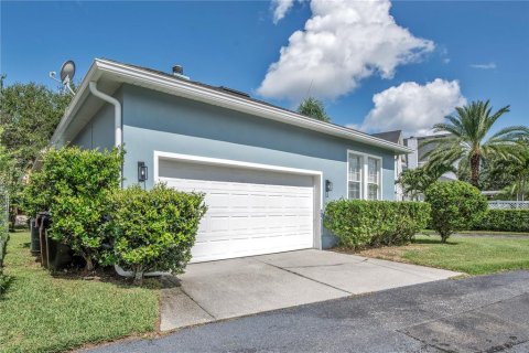 House in Orlando, Florida 3 bedrooms, 135.54 sq.m. № 1835832 - photo 16