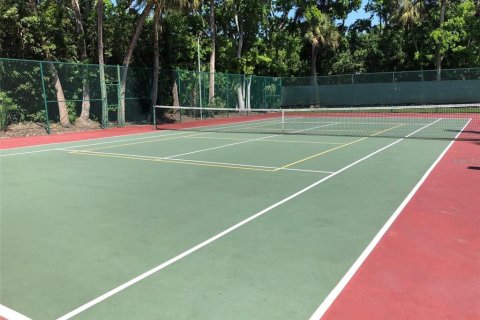 Condo in Sarasota, Florida, 2 bedrooms  № 1893853 - photo 20