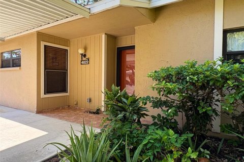 Condo in Sarasota, Florida, 2 bedrooms  № 1893853 - photo 1