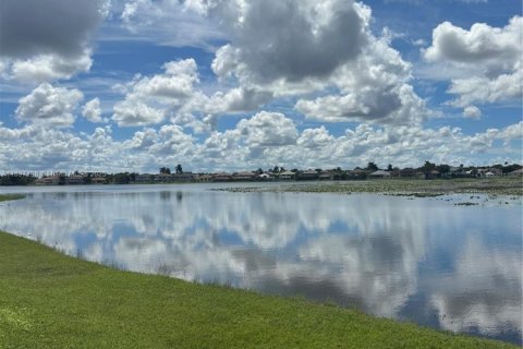 Снять в аренду виллу или дом в Уэстон, Флорида 3 спальни, 125.7м2, № 1941506 - фото 10