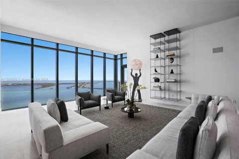 Condo in Miami, Florida, 3 bedrooms  № 2009747 - photo 11