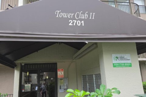 Condo in Coral Springs, Florida, 1 bedroom  № 2400026