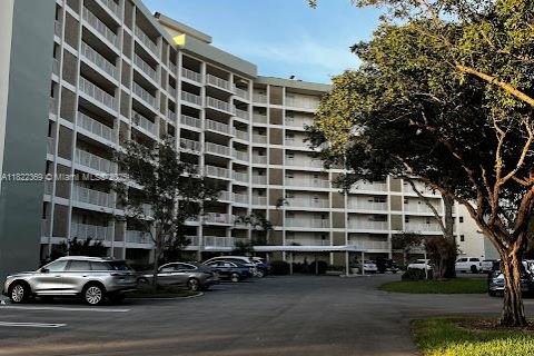 Купить кондоминиум в Помпано-Бич, Флорида 3 спальни, 159.42м2, № 1958496 - фото 3
