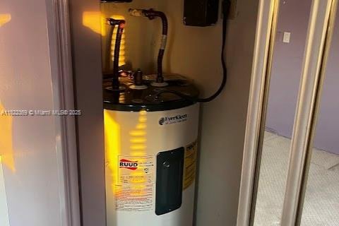 Купить кондоминиум в Помпано-Бич, Флорида 3 спальни, 159.42м2, № 1958496 - фото 21