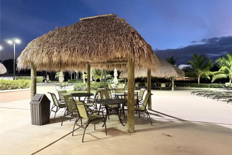 Condo in Weston, Florida, 2 bedrooms  № 2030487 - photo 29