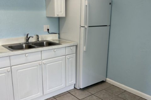 Immobilier commercial à vendre à Daytona Beach, Floride: 5 chambres, 267.56 m2 № 2303018 - photo 18