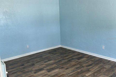 Immobilier commercial à vendre à Daytona Beach, Floride: 5 chambres, 267.56 m2 № 2303018 - photo 16